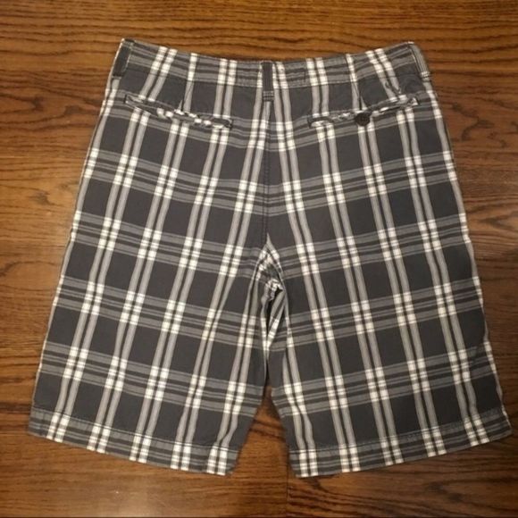 AE Longer Length Grey White Plaid Mens Shorts 32 - Picture 6 of 8